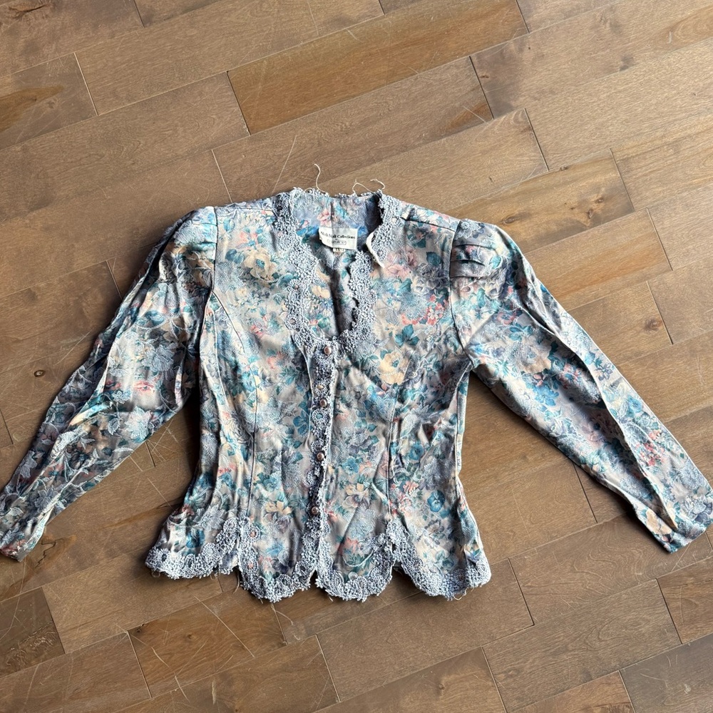 Floral Lace Trim Women's Top - victorian vintage